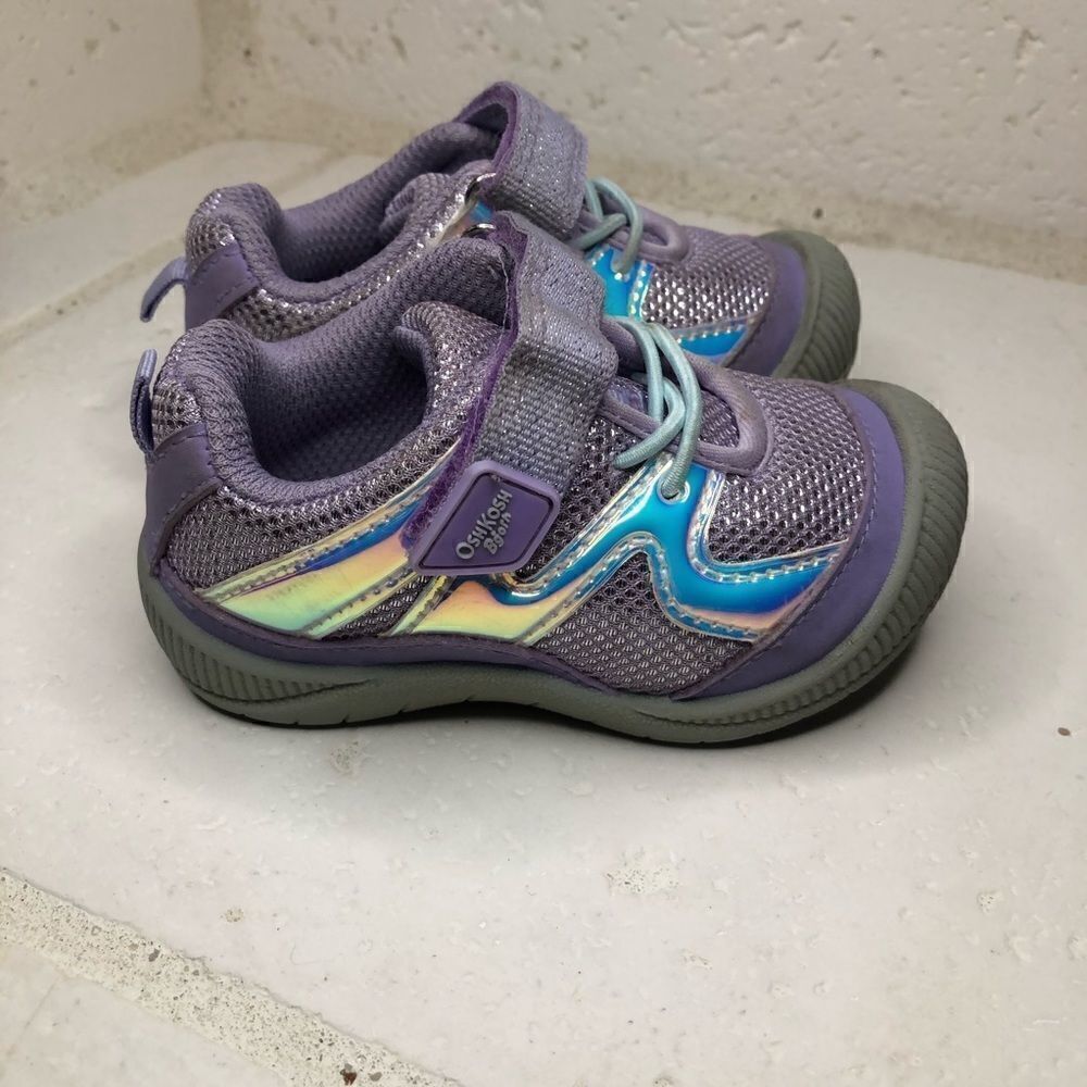 OshKosh B'Gosh Elate Bump Toe purple size 5